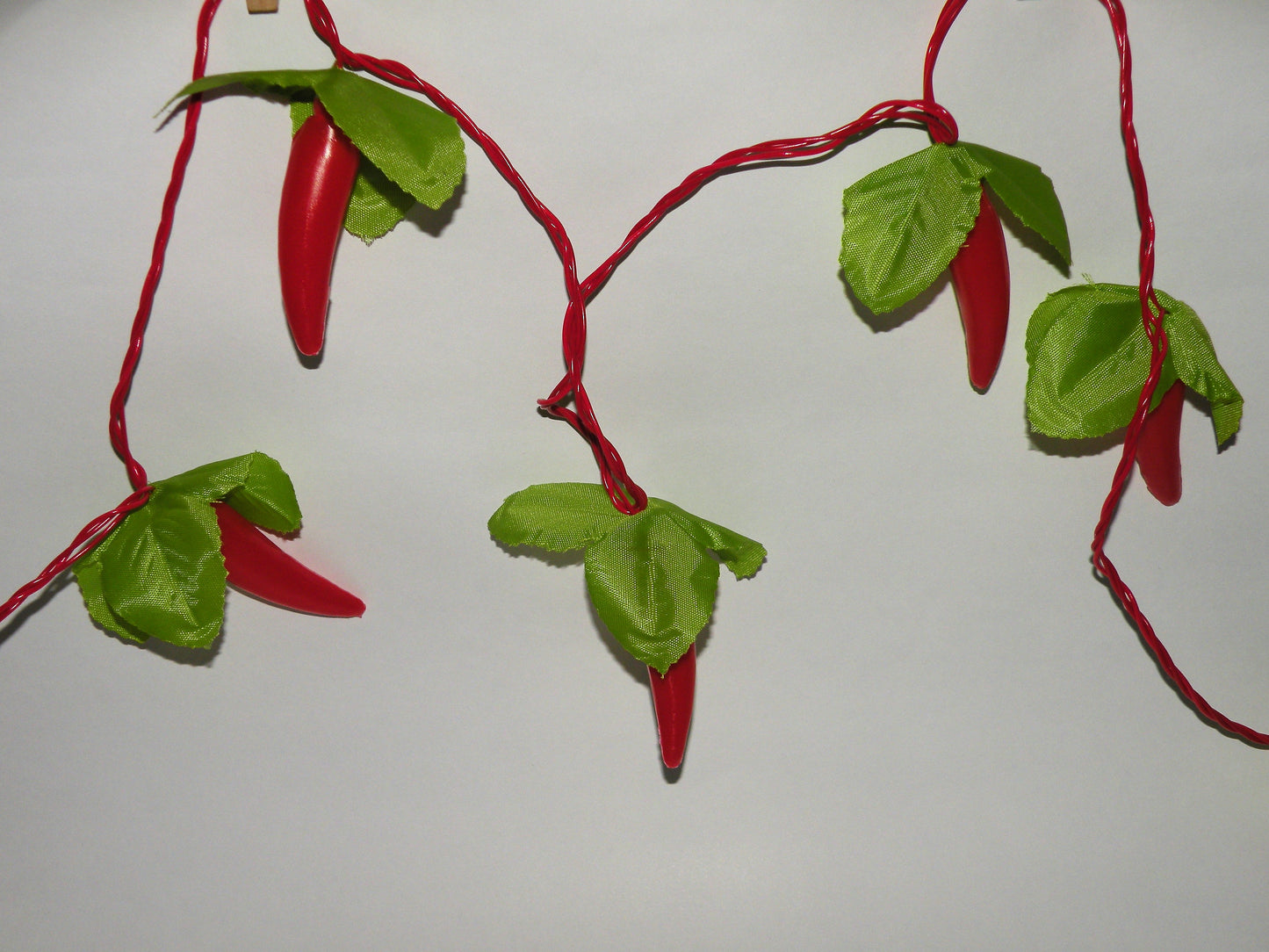 Mirchi Chillies Fruit String Light (4 Meters)