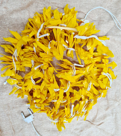 Festive Flower Vine - 5 Foot