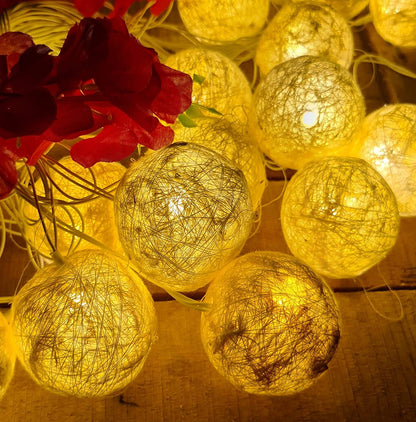 Threadball String Light (4 Meters)