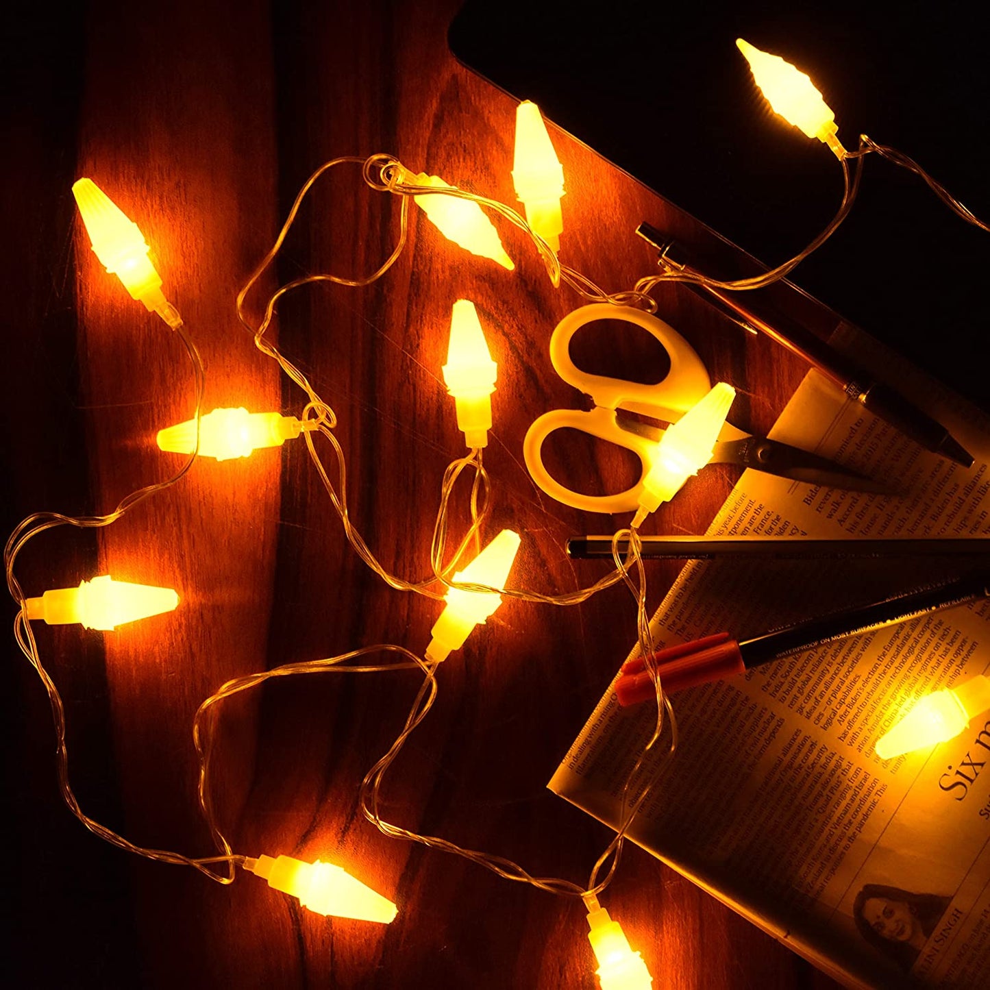 Small Wonder String Light (4 Meters, Gold)